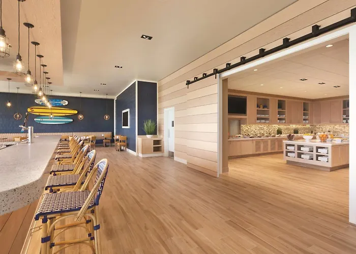 Hyatt House Virginia Beach / Oceanfront